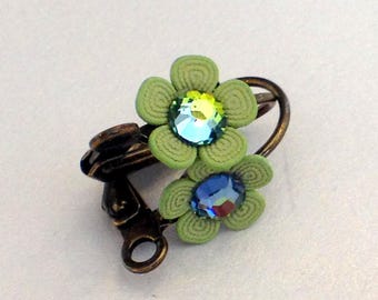 1 pair of brass enameled flower leverback set with swarovski 2028 chartreuse sahara