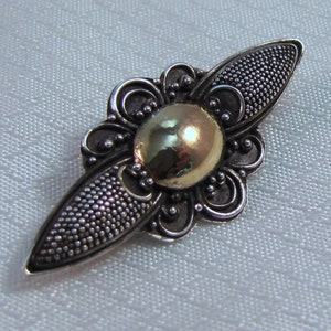 C1900&#39;s Art Deco, Victorian Sterling Brooch With Gold Vermeil Center