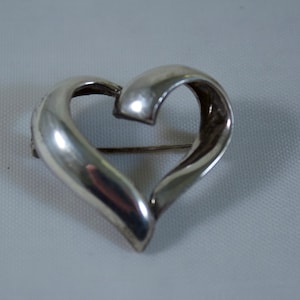 Modernist Sterling Silver Heart Brooch - 1980s Valentine&#39;s Gift