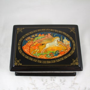 Hand Painted Russian Lacquered Trinket Box
