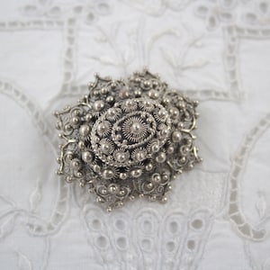 Topazio Vintage Portugal Sterling Intricate Filigree Brooch