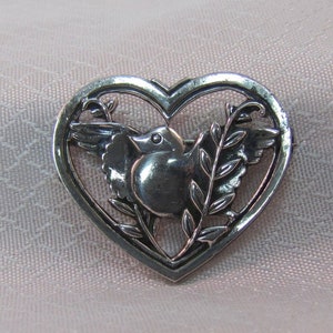 c1940&#39;s Coro Sterling Dove and Heart Brooch