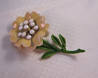 1960's Pale Yellow Enameled Flower Brooch