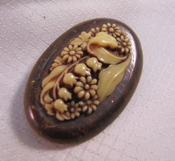 Vintage Carved Celluloid Lilly of the Valley Broo… - image 2