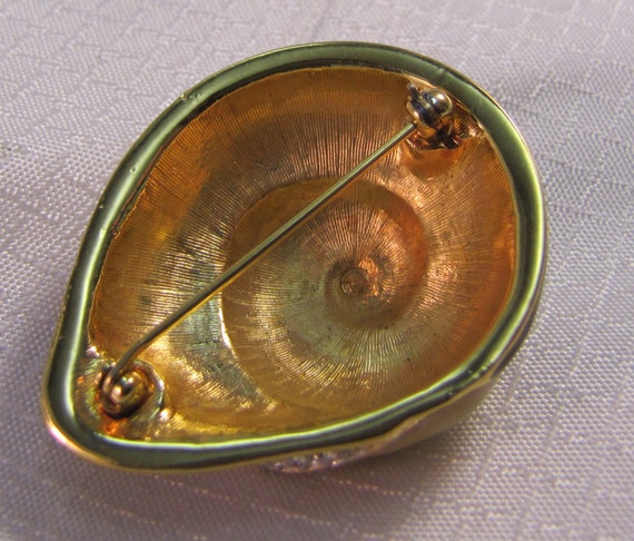 c1980's Swarovski Enameled Pave Conch Shell Brooch - image 3