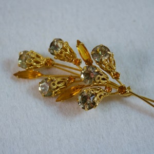 c1960&#39;s Gold Filigree Rhinestone Bouquet Brooch