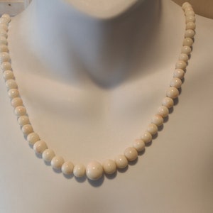 Vintage Angel Skin Coral Bead Necklace, 30&quot; Graduated