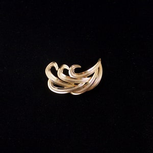 Grosse, Germany, 1962 Brooch, Gold-plated - Etsy