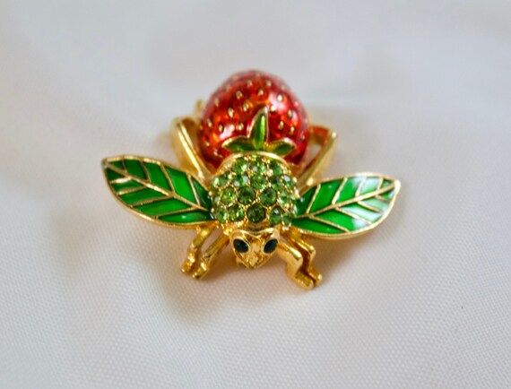 Vintage Joan Rivers Strawberry Bee Brooch