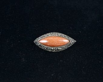 Vintage Chinese Export Filigree Silver and Goldstone Brooch