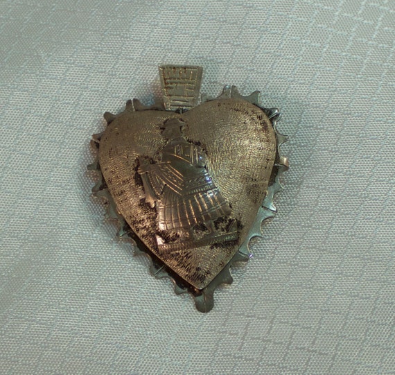 Vintage Peruvian Silver Heart Pendant/Brooch - image 1