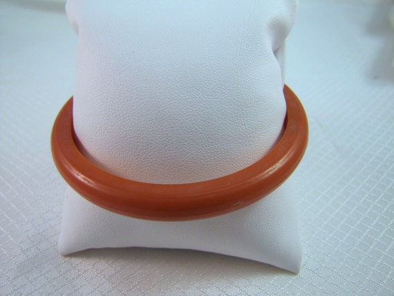 Dark Butterscotch Bakelite Bangle Bracelet - image 3