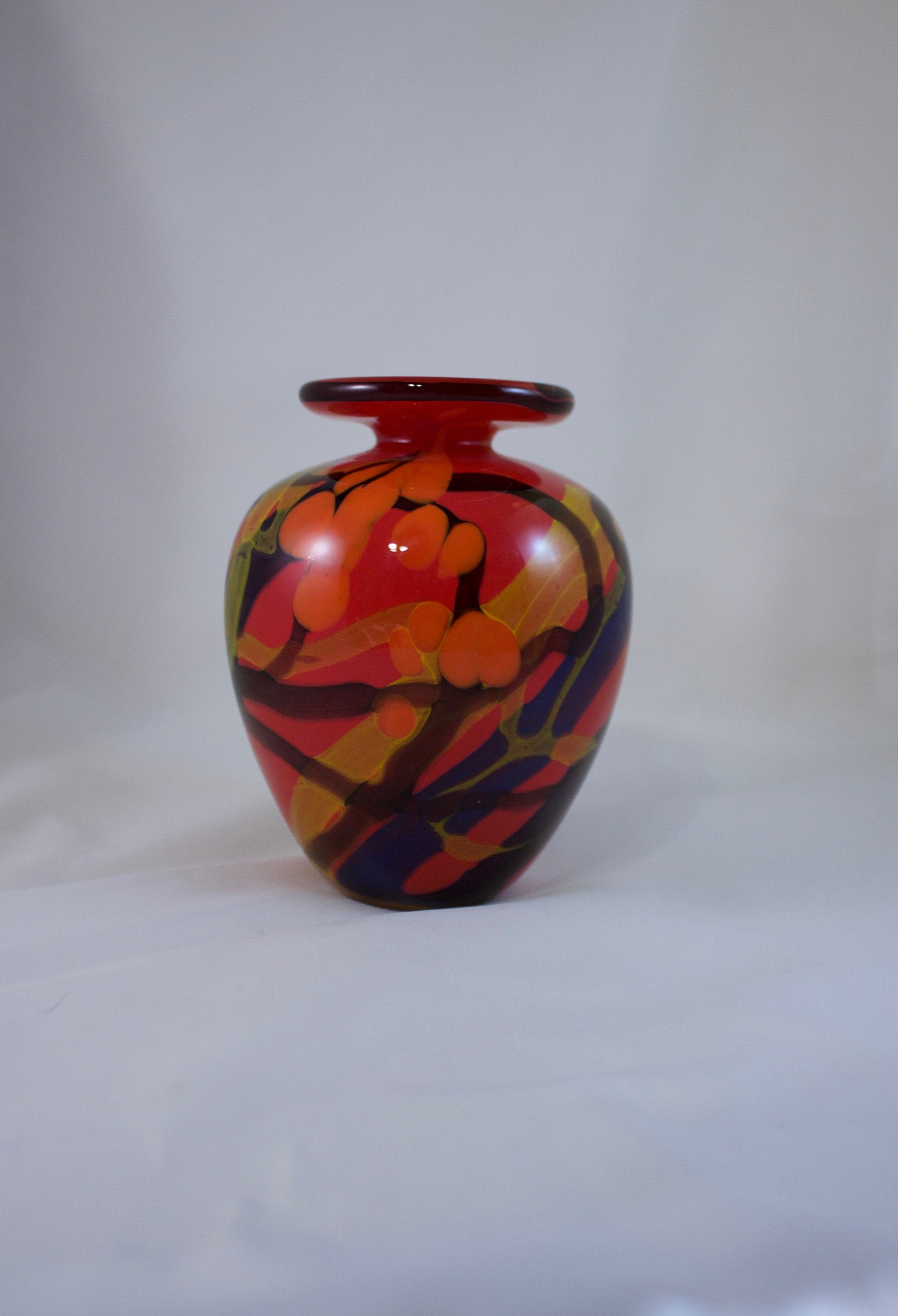 Noted Romanian Glass Artist Ioan Nemtoi Handblown 4-1/2