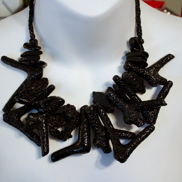 Italian Designer Ugo Correani Lucite Black Coral Necklace