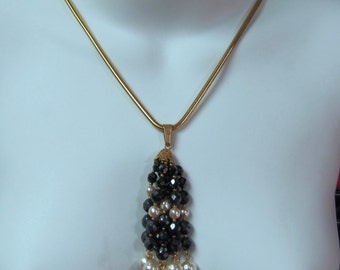 Vintage Diane Von Furstenberg Faux Onyx Bead and Pearl Tassel Pendant Necklace