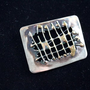 Vintage c1980&#39;s Artisan Handcrafted Silver and Brass Brutalist Brooch