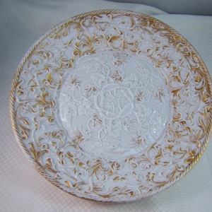 Rare 19th Century Meissen White Porcelain Plate with Grape Vine and 24kt Gold Trim