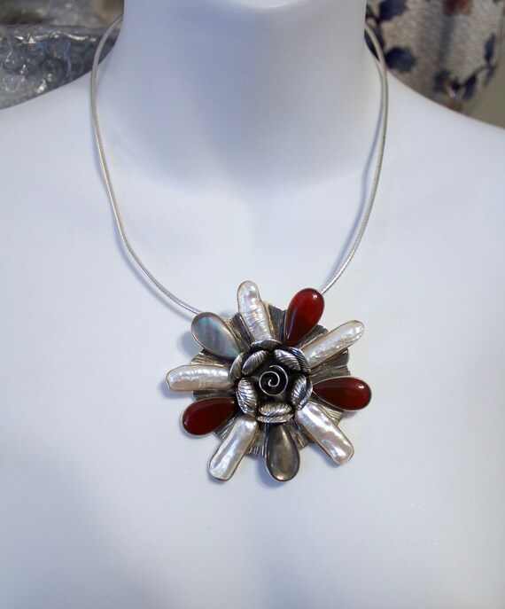 1980's Sterling Flower Pendant with Freshwater Pe… - image 5