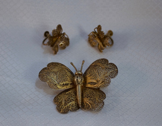 Vintage c1950's Filigree Silver Butterfly Brooch … - image 1