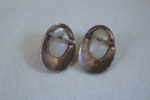 c1980's Sterling, Marcasites, and Faux Mabe Pearl… - image 4