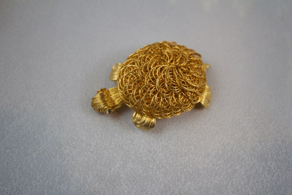 Vintage 1960's Gold Wire Turtle Pendant - image 2