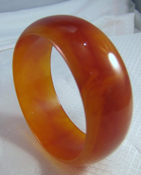 Honey Color Wide Bakelite Bangle Bracelet - image 3