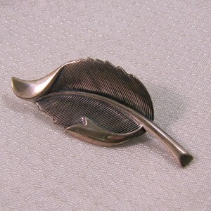 Vintage Jewelcraft Sterling Feather Brooch