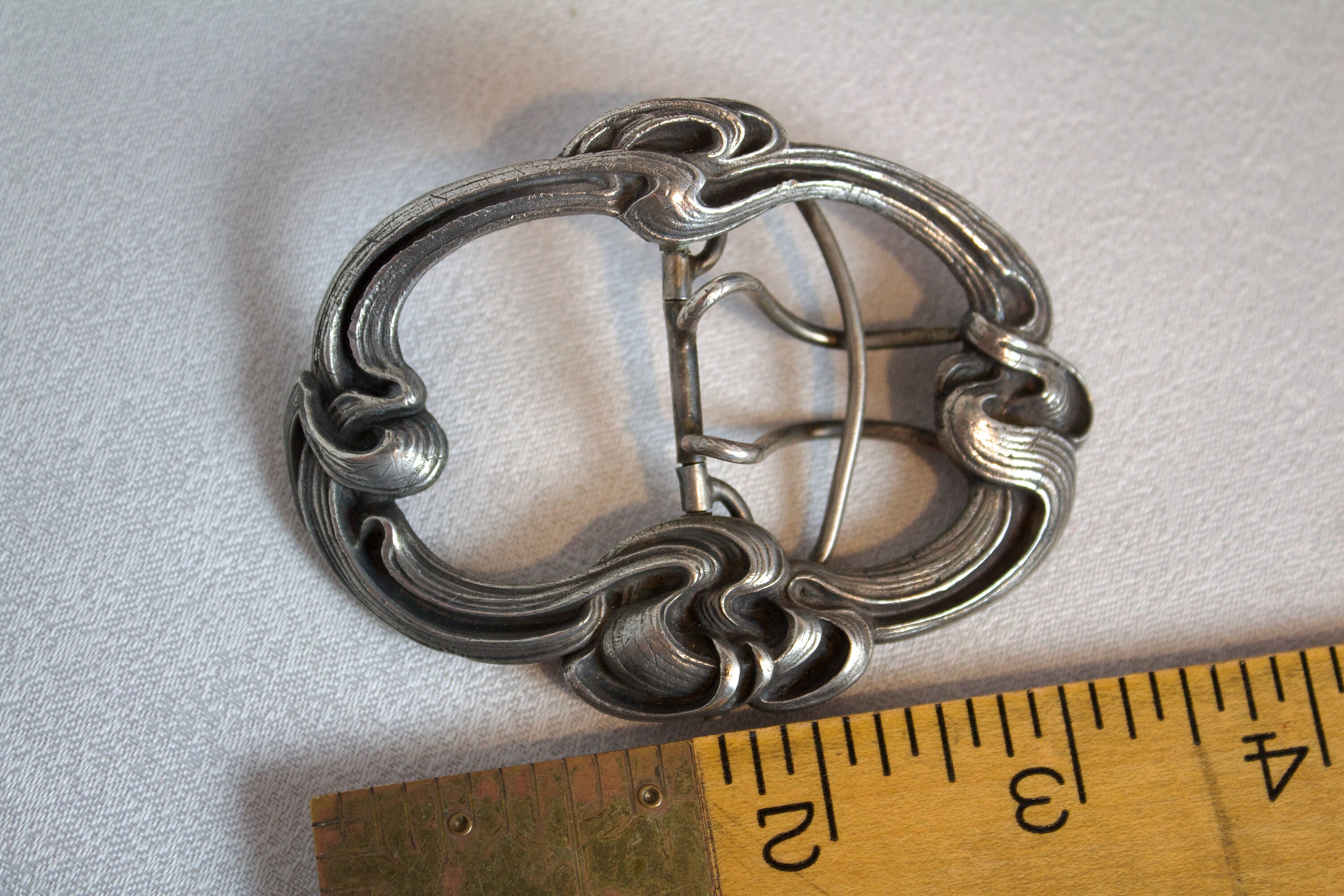 ANTIQUE WILLIAM KERR SIGNED STERLING ART NOUVEAU DESIGN BELT BUCKLE #5188 Art Nouveau Sterling Buckle by William Kerr – Pippin Vintage  main image 2