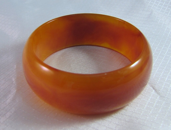 Honey Color Wide Bakelite Bangle Bracelet - image 2