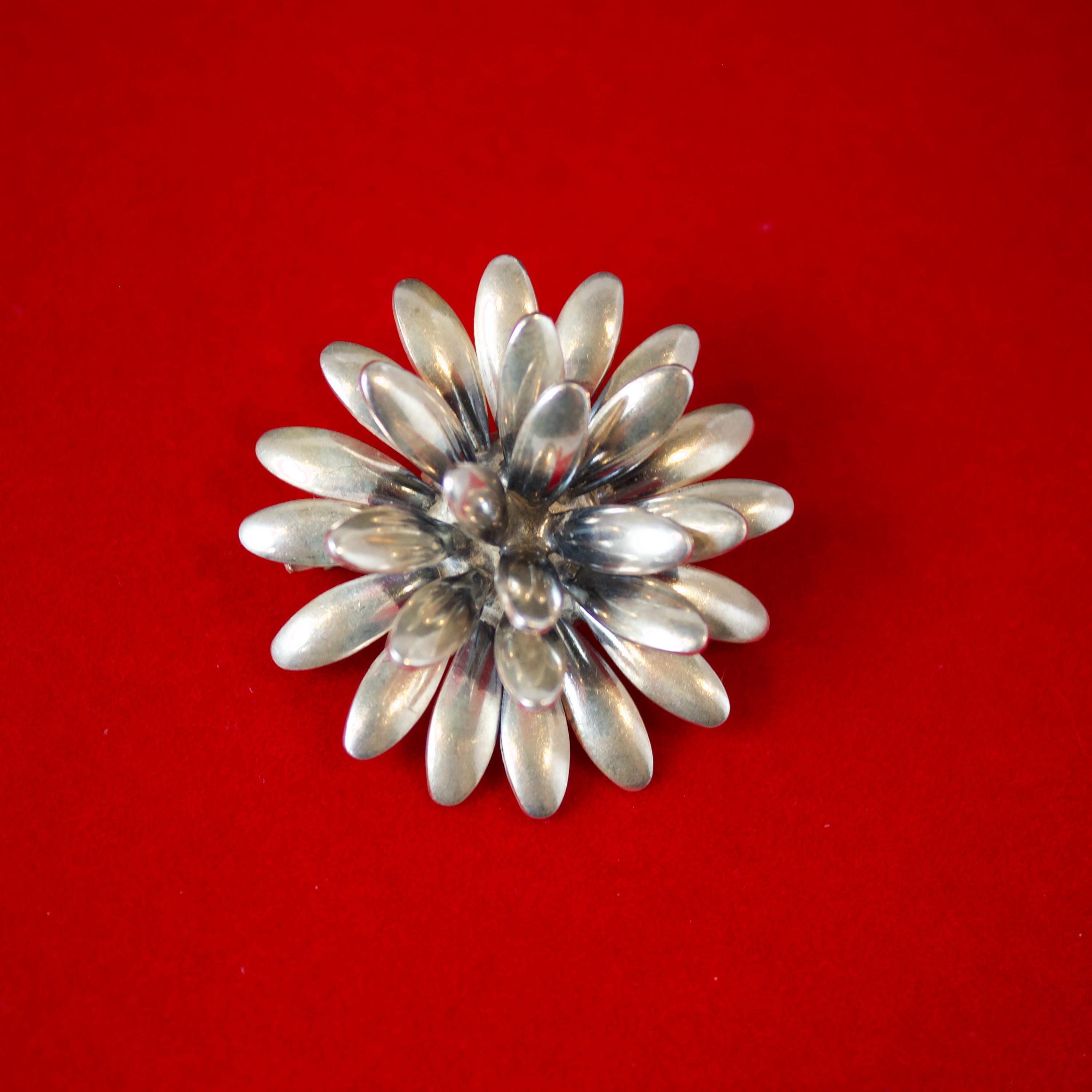 John Lauritzen vintage デンマーク製　830 ブローチ John Lauritzen vintage デンマーク製830 ブローチ