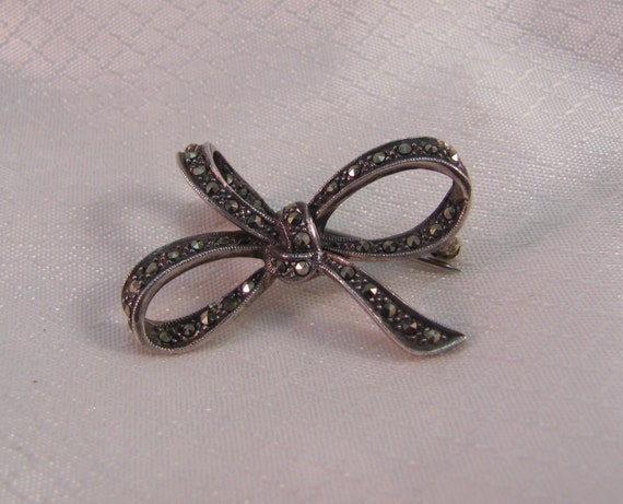 c1980's Victorian Reproduction Sterling Bow Brooch - image 2