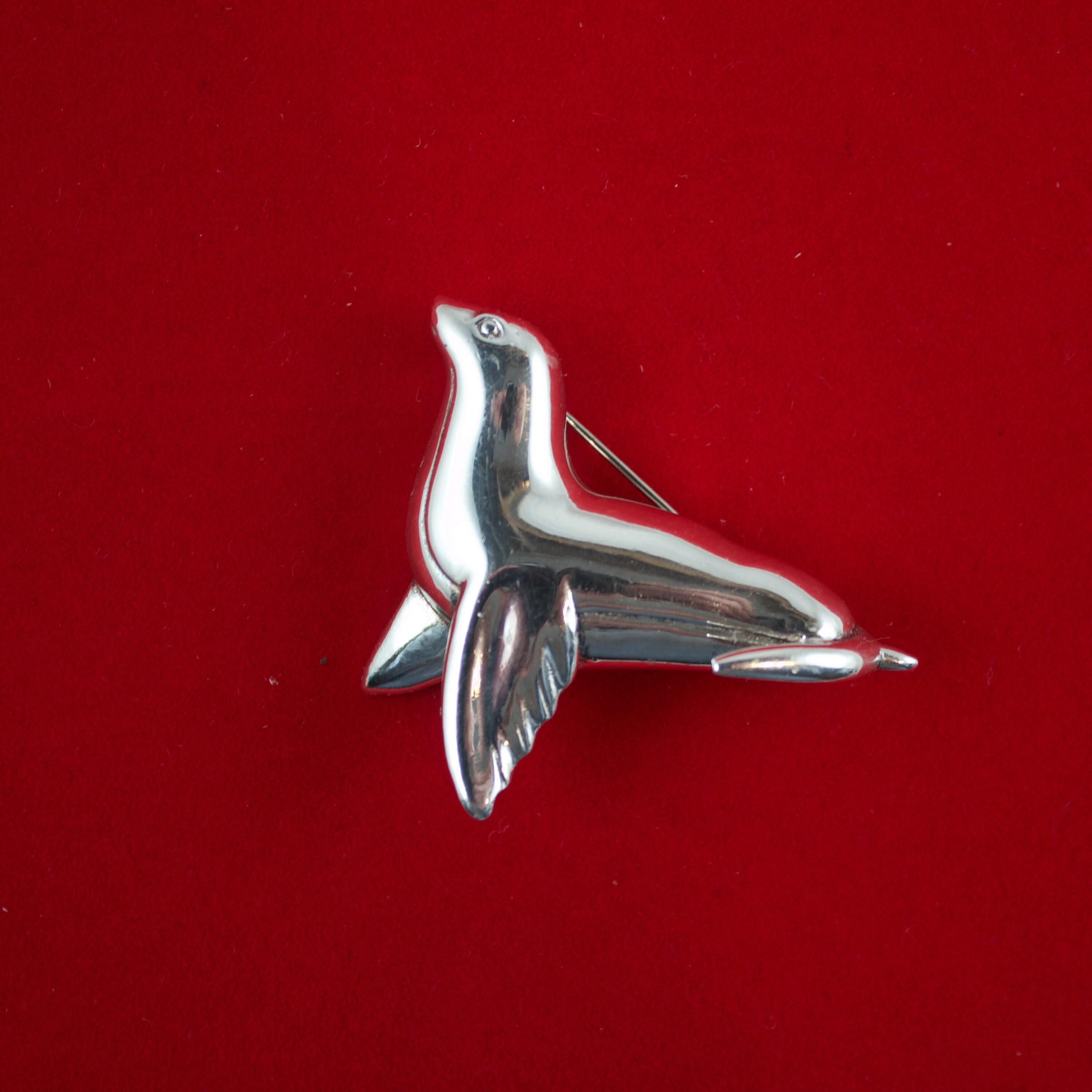 1988 Tiffany and Co. Sterling Seal Brooch - Etsy