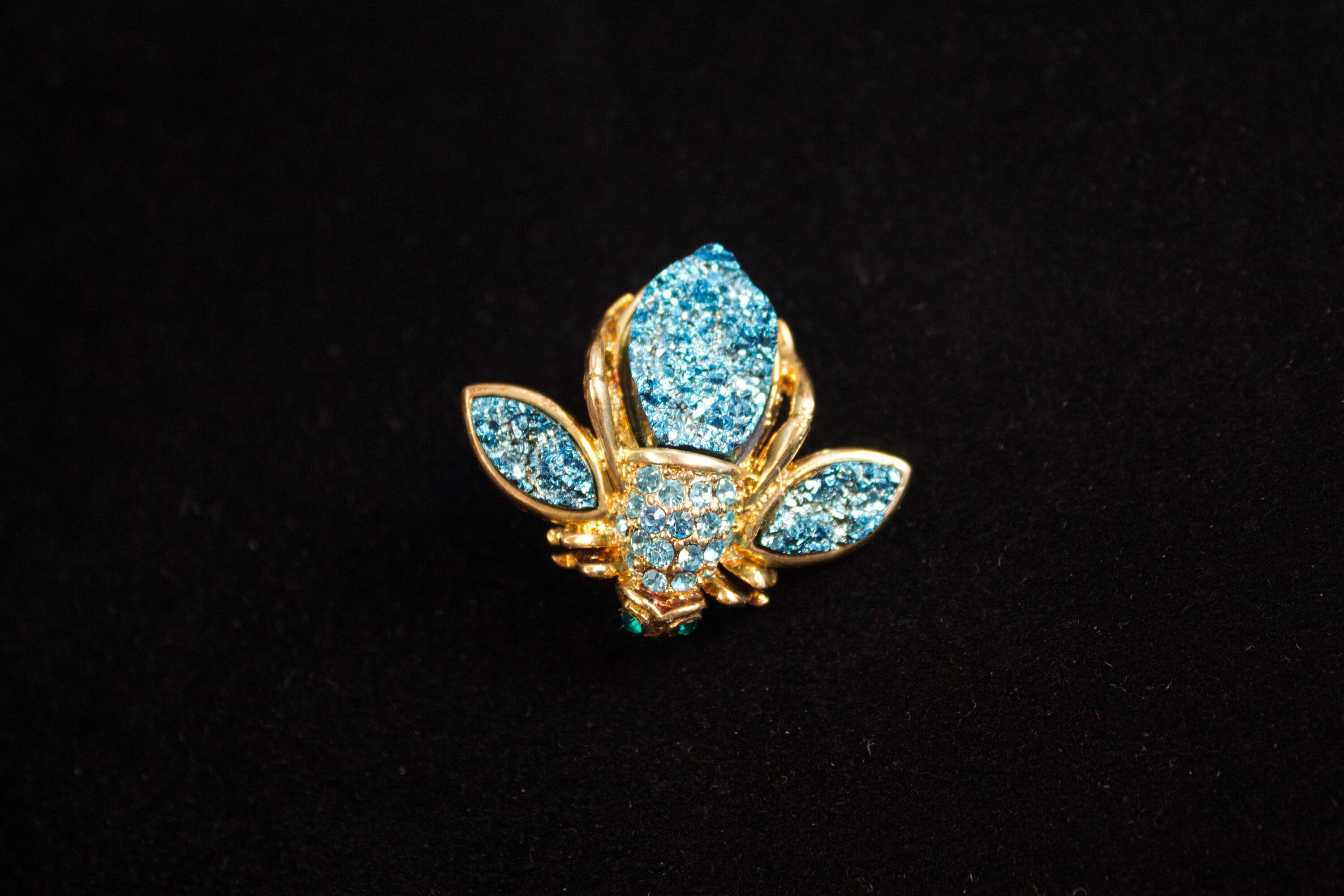 Joan rivers pins deals
