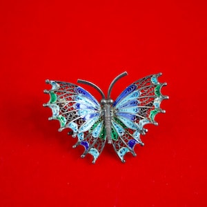 Vintage c1950&#39;s Filigree 800 Silver Butterfly Brooch with Enameled Wings