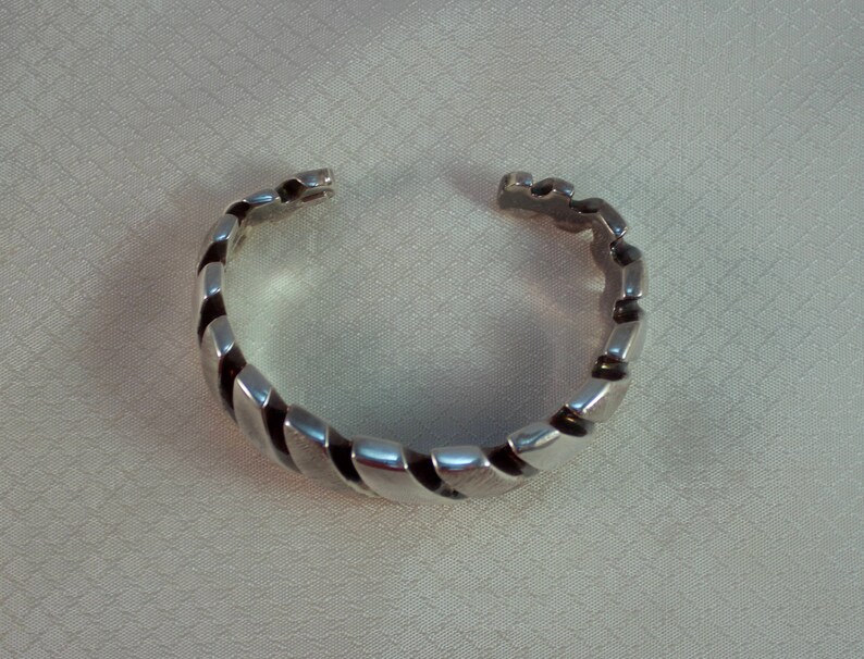 Italian Designer Brushed Sterling Modernist Cuff Bracelet 7-7-14 Bracelet