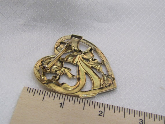 Vintage 1940's Stamped Gold Plated Victorian Hear… - image 4