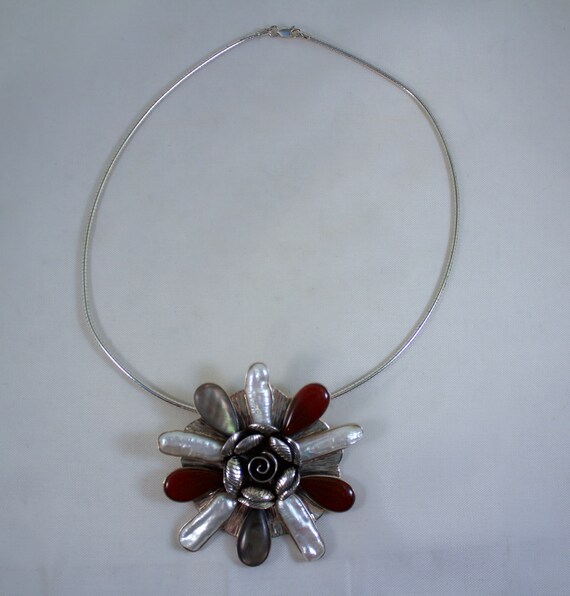1980's Sterling Flower Pendant with Freshwater Pe… - image 3