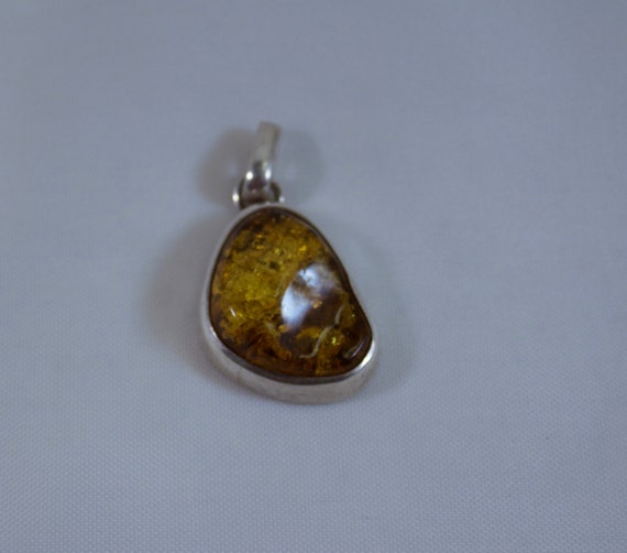 Vintage Honey Yellow Amber and Sterling Pendant - image 1