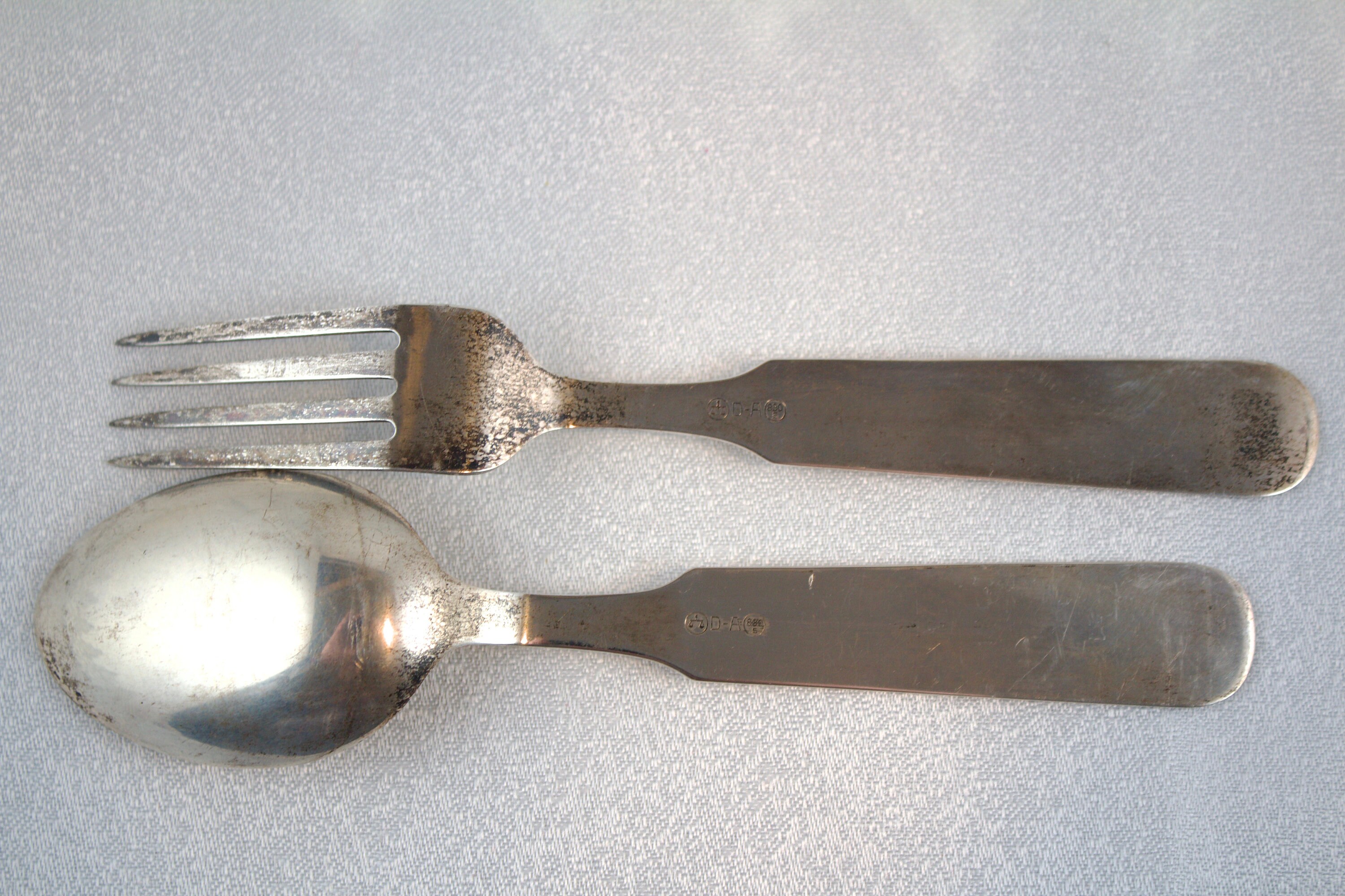 メーカー Mid Century and Fox, Rabbit, Sterling 830 Andersen David 金属工芸