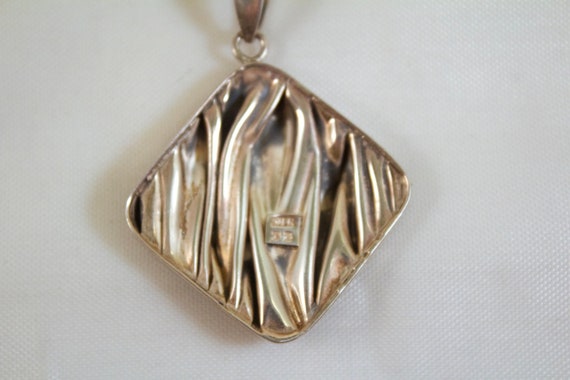 c1980's Modernist Rippled Sterling Silver Pendant… - image 4