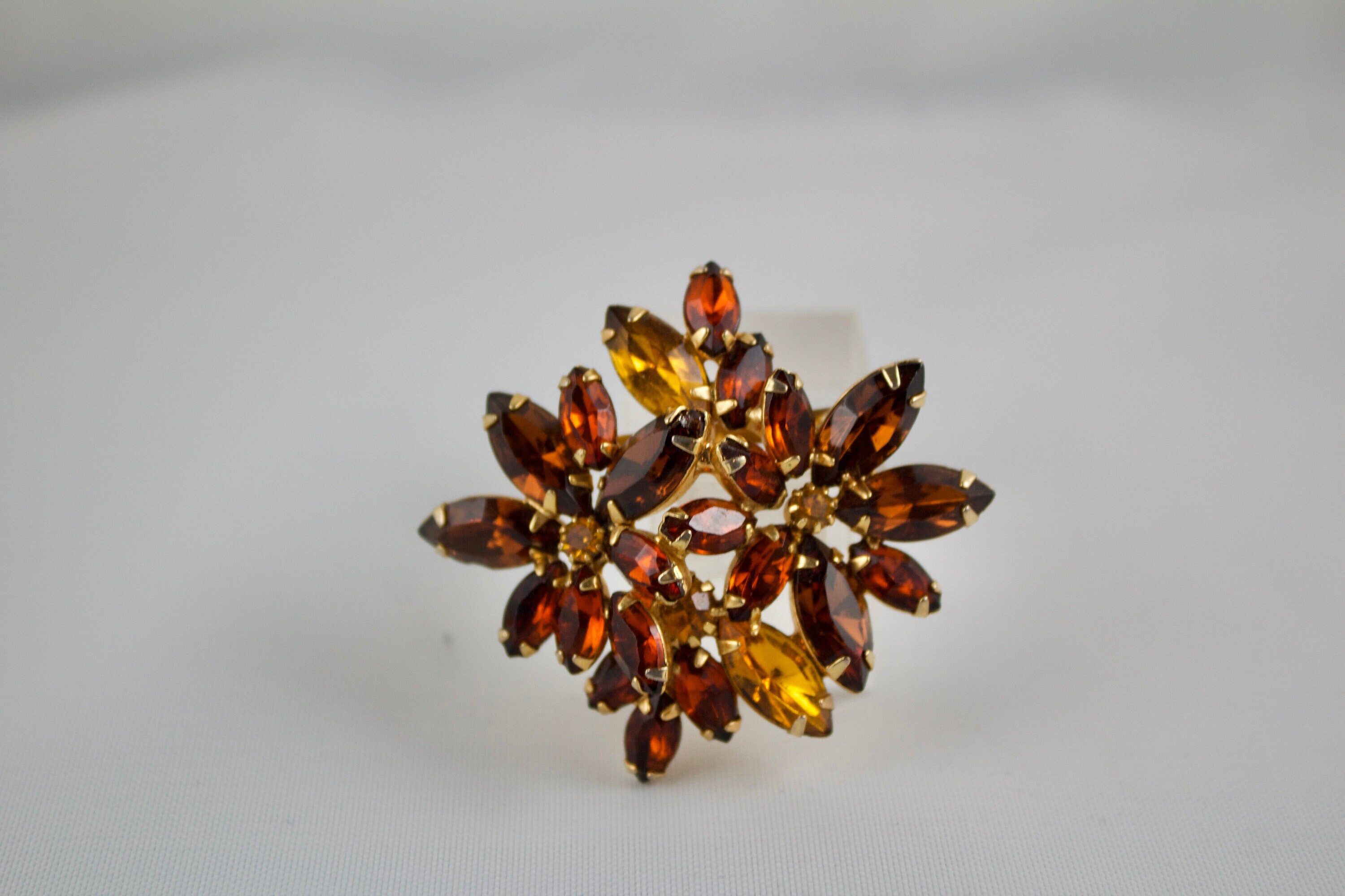 Juli✴︎ Vintage Juliana Topaz Rhinestone Flower Cluster Brooch - Etsy Canada
