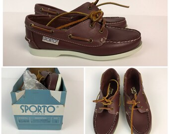 narrow width boat shoes