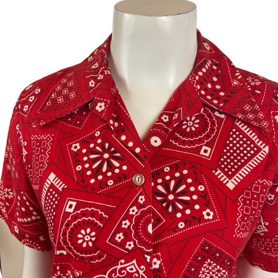 1960s Red Cotton Bandana Button Down Shirt Dagger… - image 2