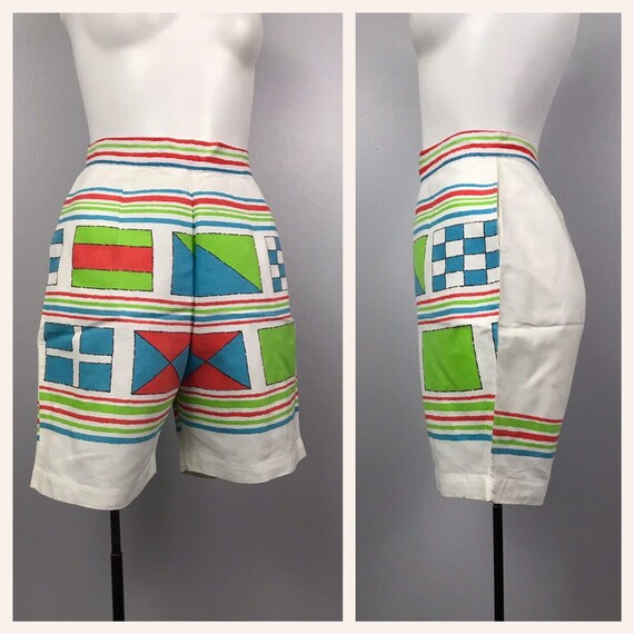 1950s Shorts / Sailing Flags Novelty Print Regatta