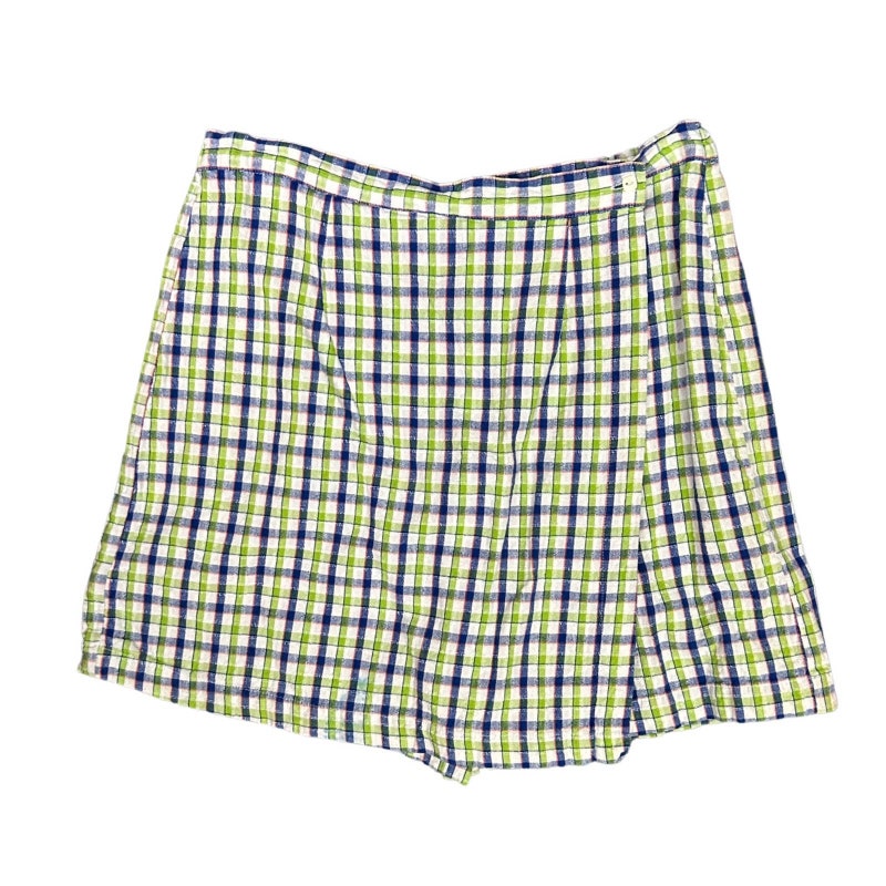 Vintage 00’s plaid mini shorts