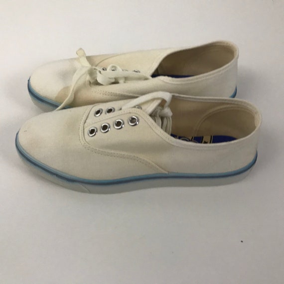 1960s Converse Shoes / NOS White Canvas Lace Up T… - image 8
