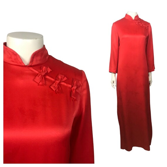 1970s Cheongsam Dress / Red Novelty Hummingbird Pr