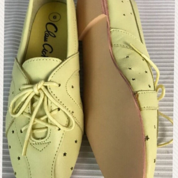 Deadstock 1980s Yellow Leather Star Cutout Flats … - image 3