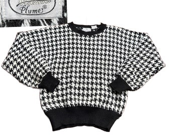 Vintage Black and White Houndstooth Pullover Sweater / Women’s Medium *