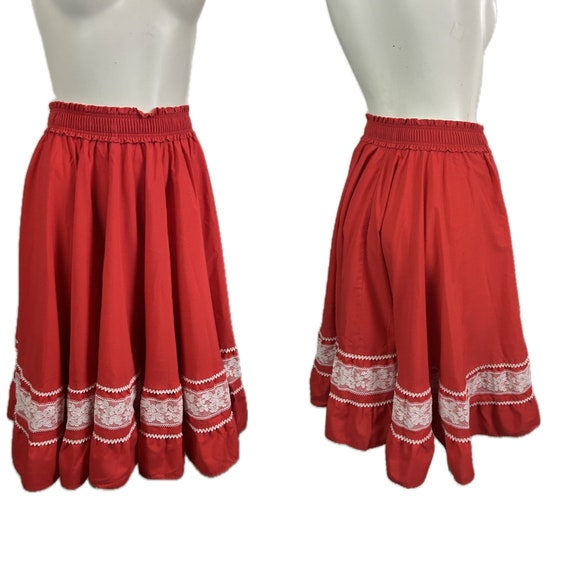 1980s Red with White Lace Full Circle Skirt Squar… - image 3